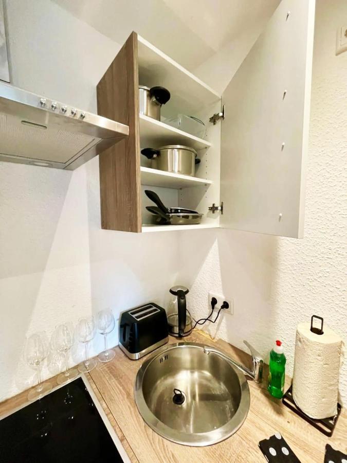 Cozy Apartment With Kitchen + Balcony New! Essen Ngoại thất bức ảnh
